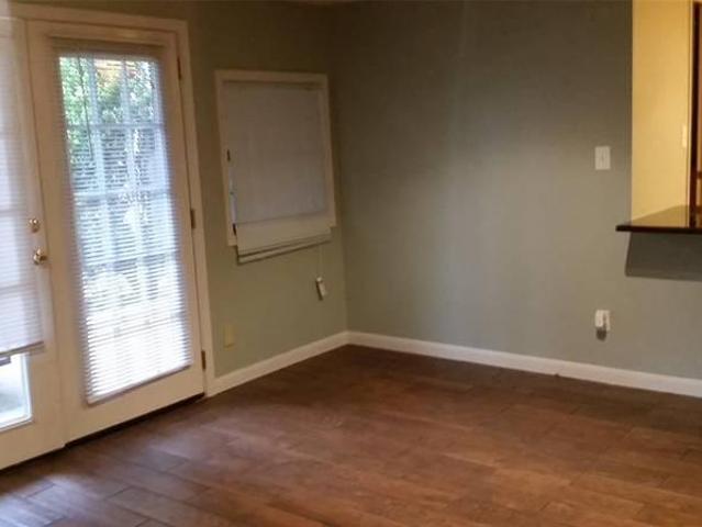 1 bedroom, Austin TX 78705 99055407