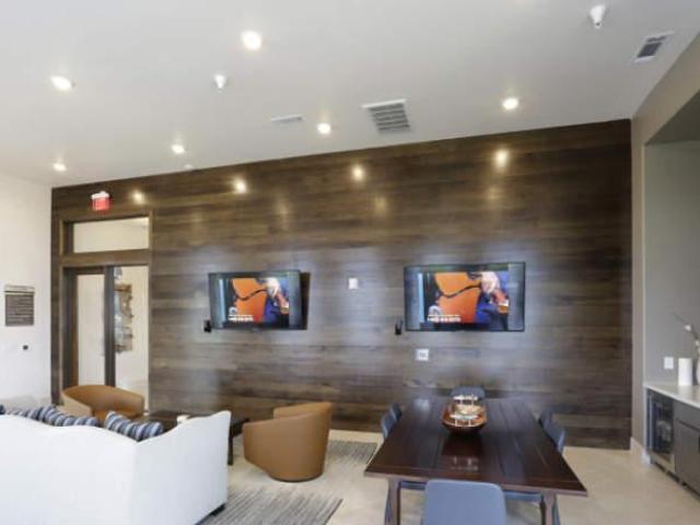 1 bedroom, Austin TX 78732 105245000