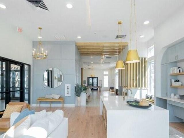 1 bedroom, Austin TX 78744 105245184