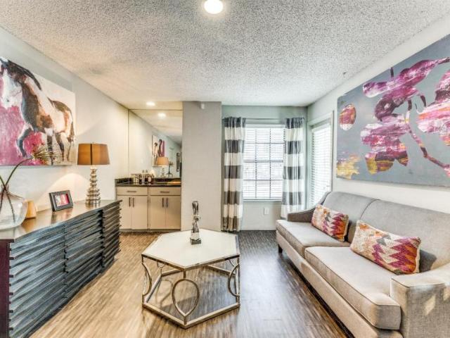 1 bedroom, Austin TX 78741 103938089