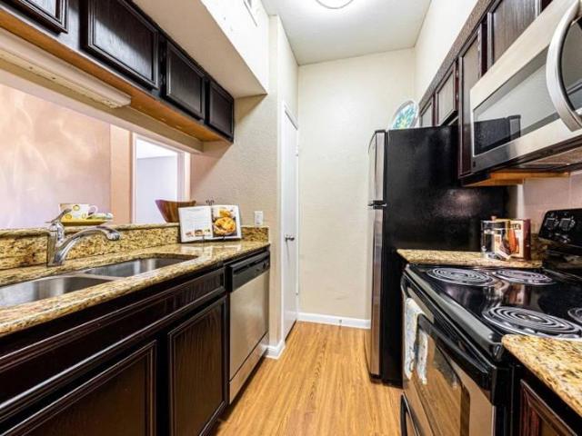 1 bedroom, Austin 78731 92194058