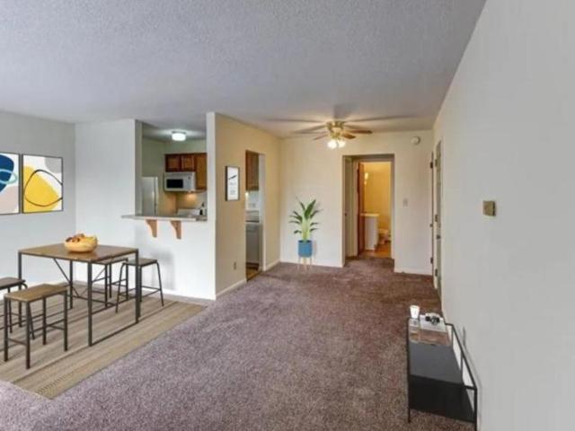 1 bedroom, Bowling Green OH 43402 105670943