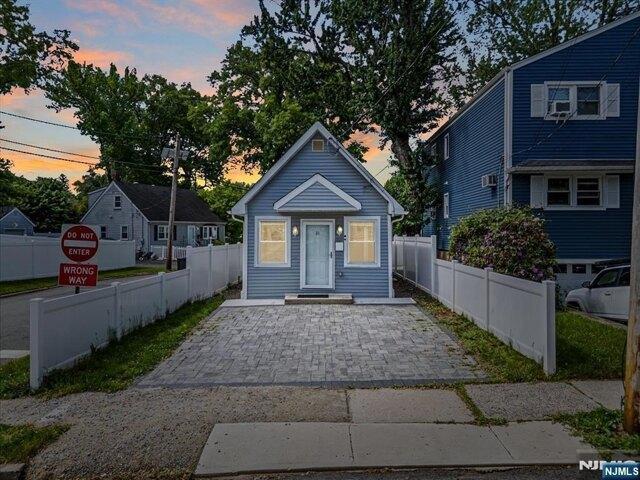 1 bedroom, Bogota NJ 07603 105287285