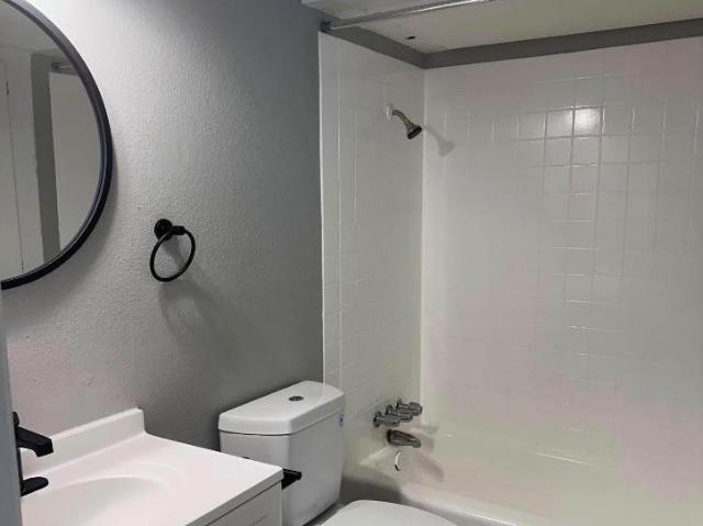 1 bedroom, Baytown TX 77520 106061577