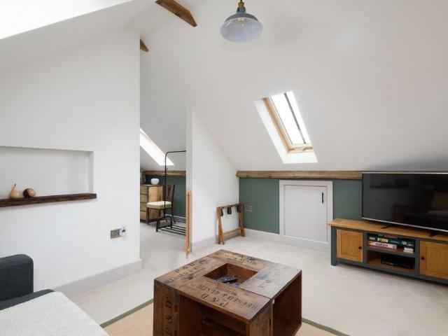 1 bedroom barn to rent