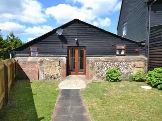 1 bedroom barn conversion for rent in Welwyn, Hertfordshire, AL6