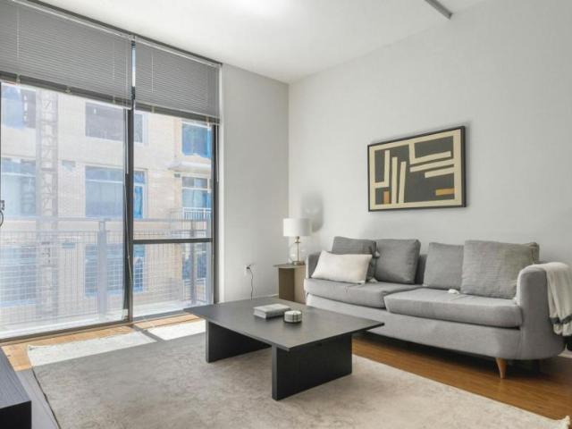 1 bedroom, Bethesda Bethesda 20814 LS104068719