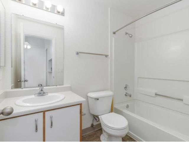 1 bedroom, Beaverton OR 97078 105845767