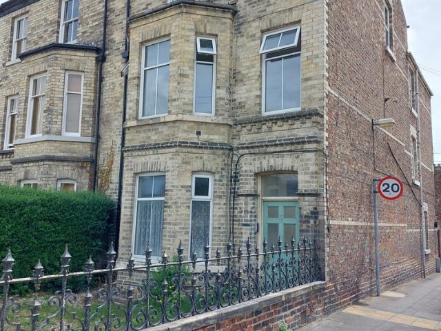 1 bedroom bedsit to rent