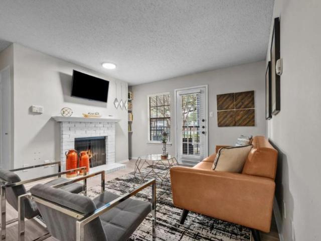 1 bedroom, Benbrook TX 76109 106018849