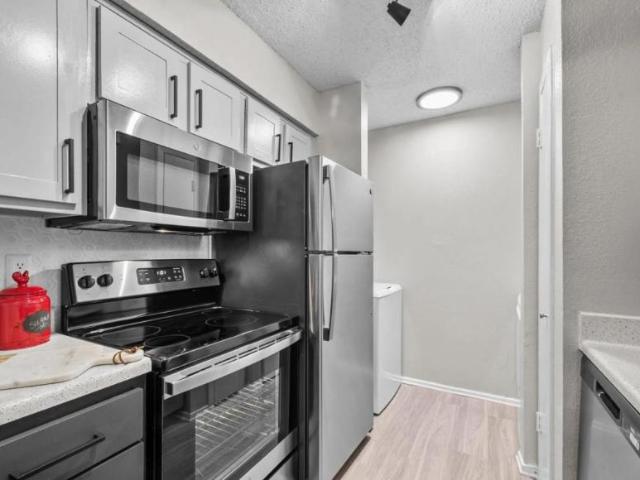 1 bedroom, Benbrook TX 76109 106018851