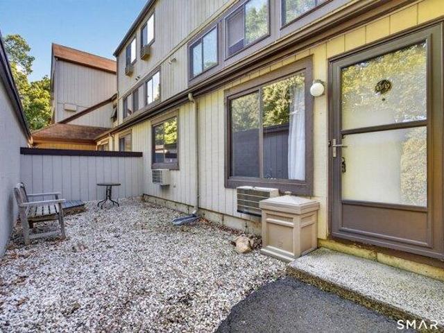 1 bedroom, Branford CT 06405 105576437