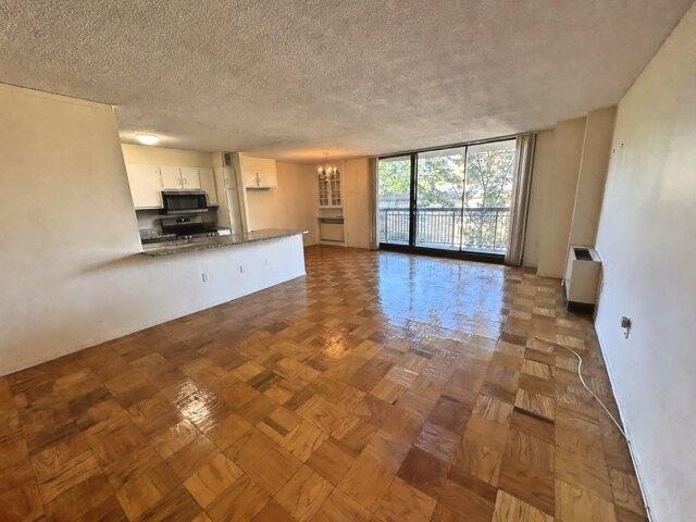 1 bedroom, Brookline MA 02446 105383480