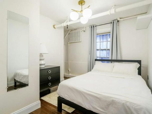 1 bedroom, Brooklyn Brooklyn 11238 LS105567295