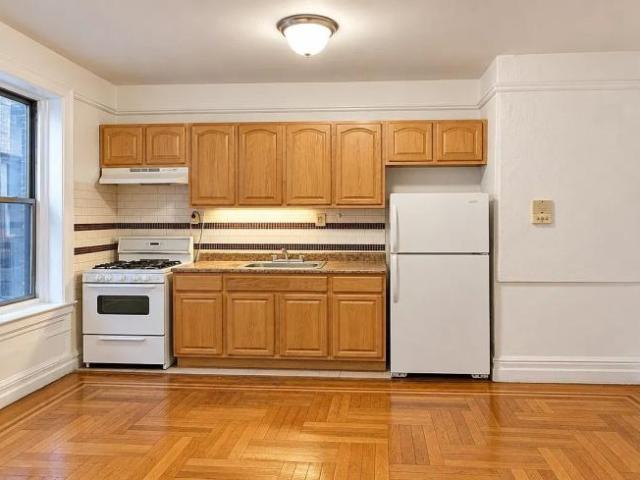 1 bedroom, Bronx NY 10471 106101427