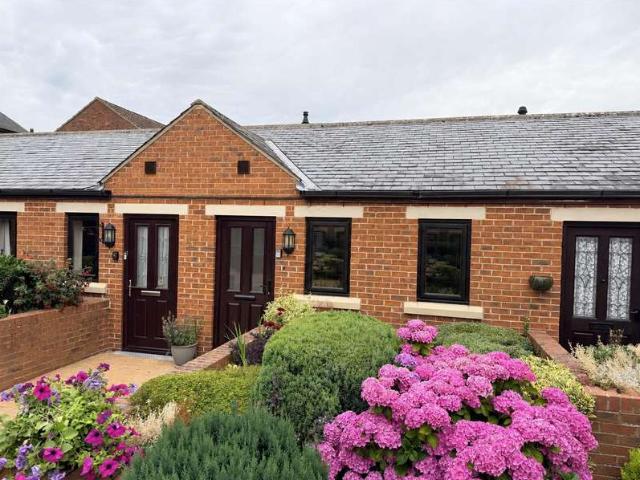 1 Bedroom Bungalow