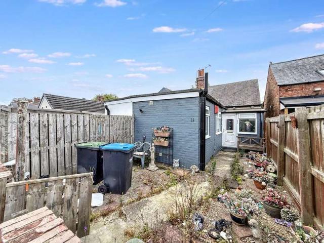 1 Bedroom Bungalow