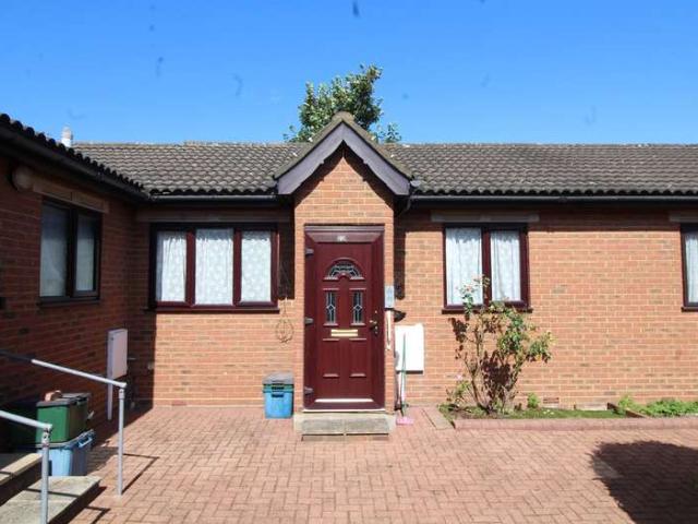 1 Bedroom Bungalow