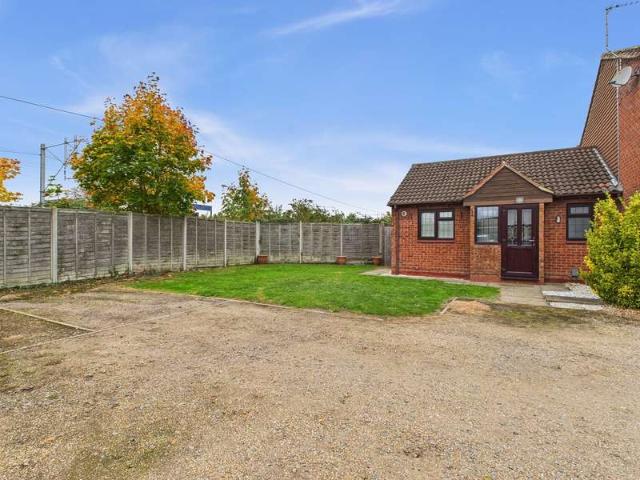 1 Bedroom Bungalow