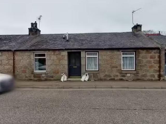 1 bedroom bungalow for rent in Canal Road, Port Elphinstone, I.