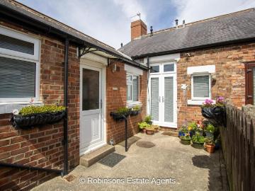 1 bedroom bungalow for sale