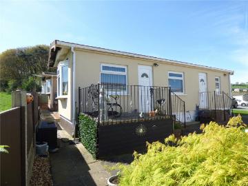 1 bedroom bungalow for sale