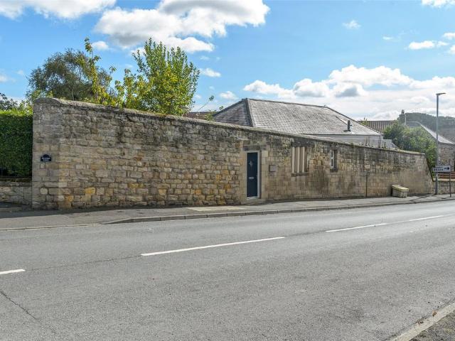 1 bedroom bungalow for sale