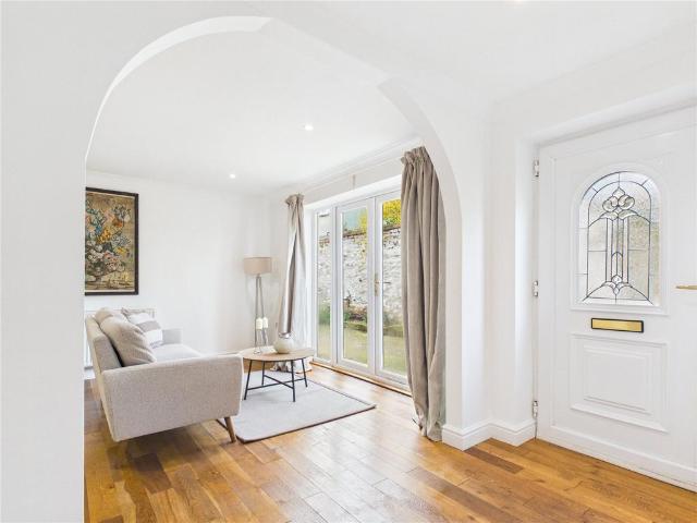 1 bedroom bungalow for sale