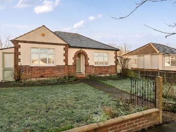 1 bedroom bungalow for sale