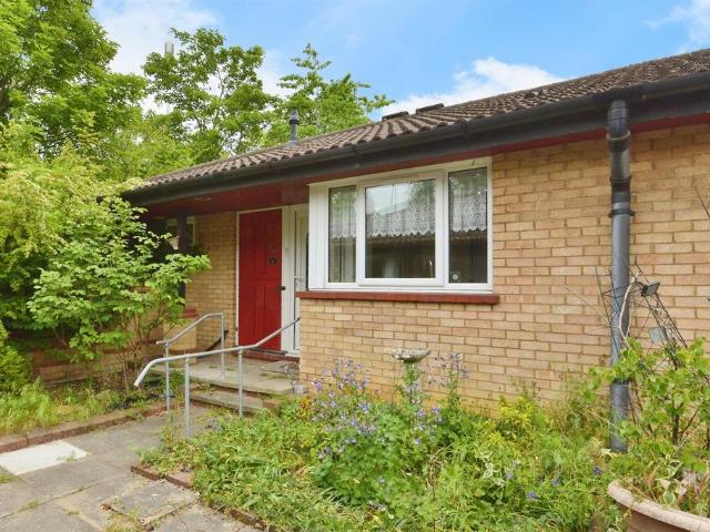 1 bedroom bungalow for sale