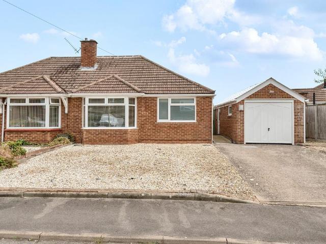 1 bedroom bungalow for sale