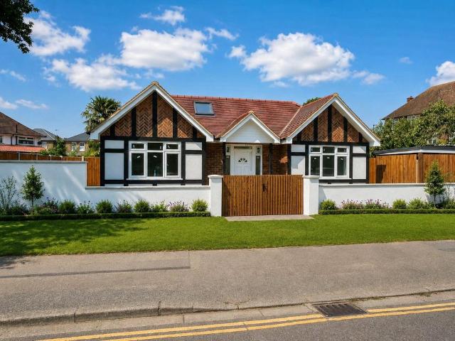 1 bedroom bungalow for sale
