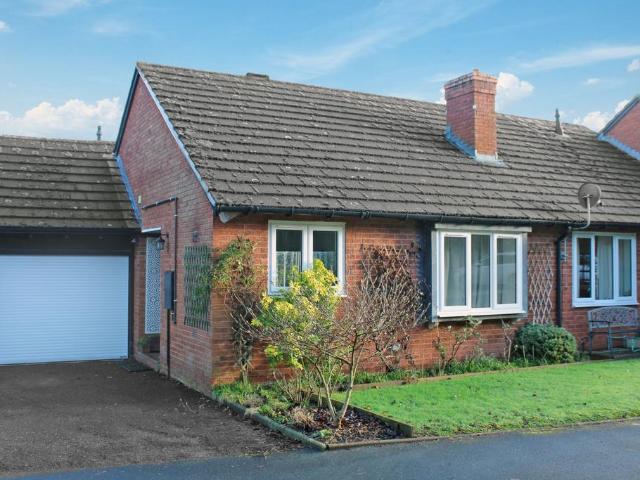 1 bedroom bungalow for sale