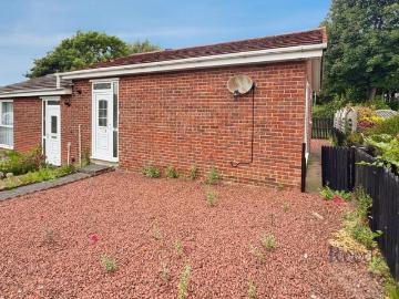 1 bedroom bungalow for sale