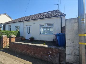 1 bedroom bungalow for sale