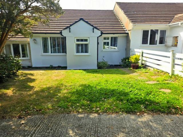 1 bedroom bungalow for sale