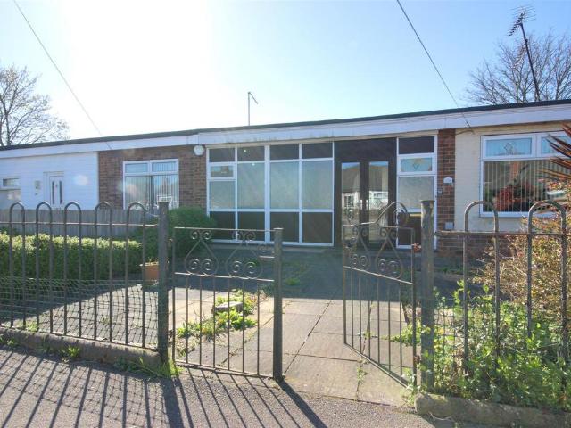 1 bedroom bungalow for sale