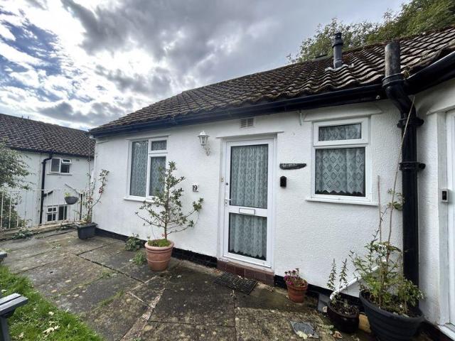 1 bedroom bungalow for sale