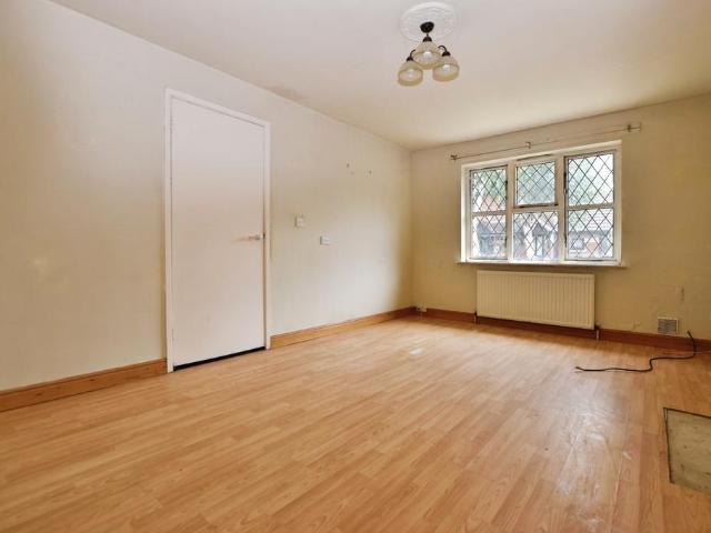 1 bedroom bungalow for sale