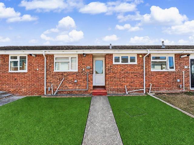 1 bedroom bungalow for sale