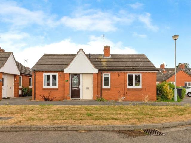 1 bedroom bungalow for sale