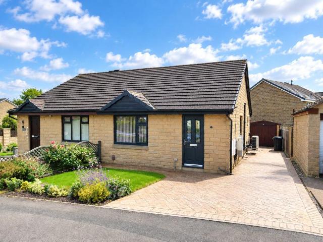 1 bedroom bungalow for sale
