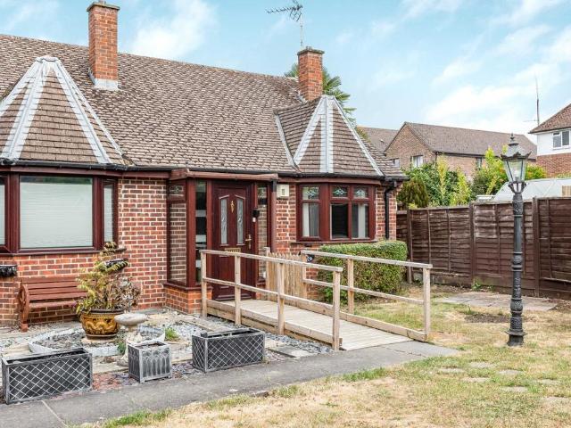1 bedroom bungalow for sale