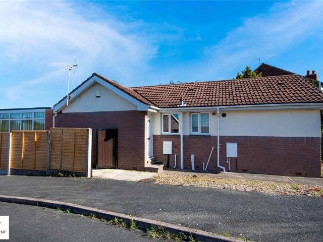 1 bedroom bungalow for sale
