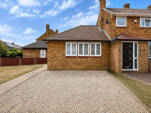 1 bedroom bungalow for sale