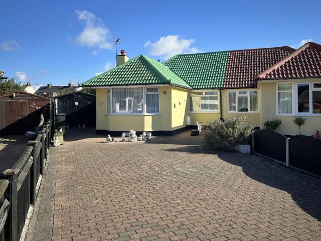 1 bedroom bungalow for sale