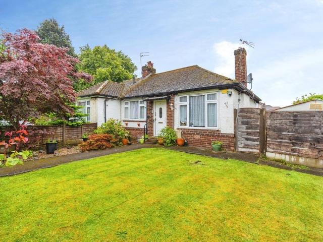 1 bedroom bungalow for sale