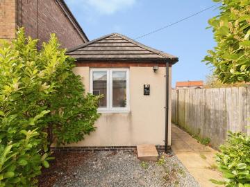 1 bedroom bungalow for sale