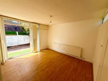 1 bedroom bungalow for sale