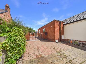 1 bedroom bungalow for sale
